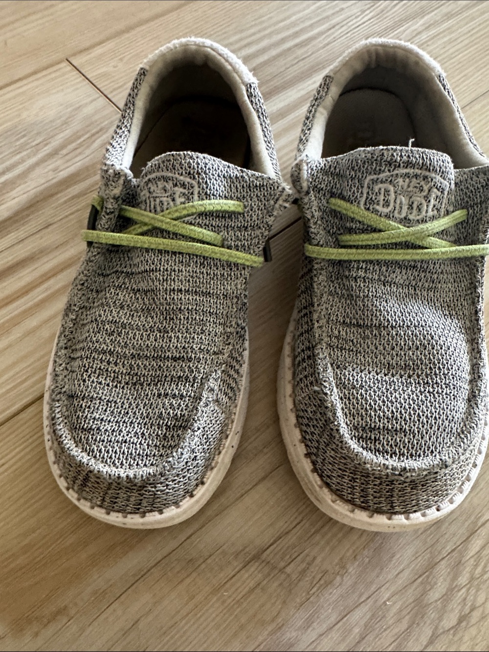 Hey Dude Wally Sox Youth Size 4